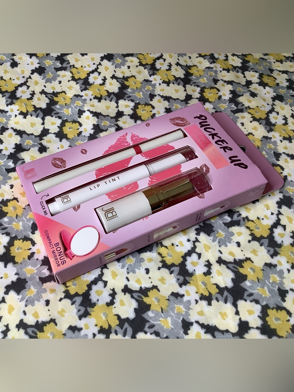 Cosmetics Pucker Up Lip Tint & Balm Set - Red